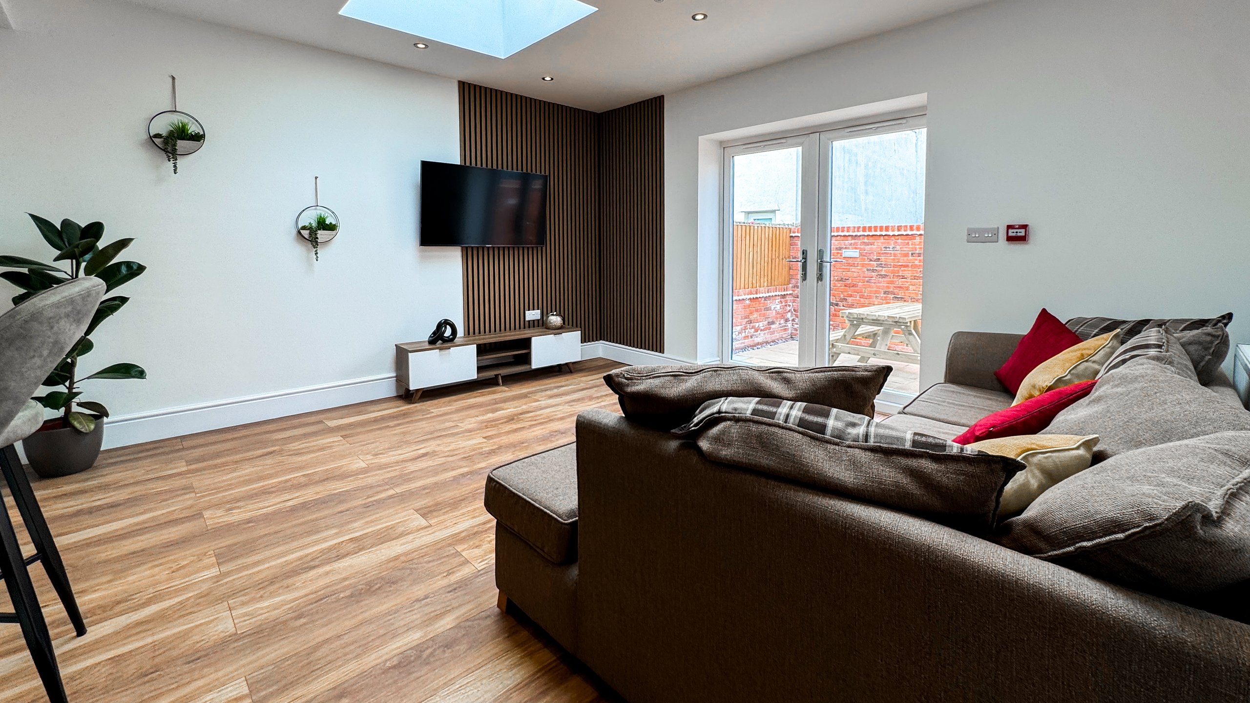 Living area angle