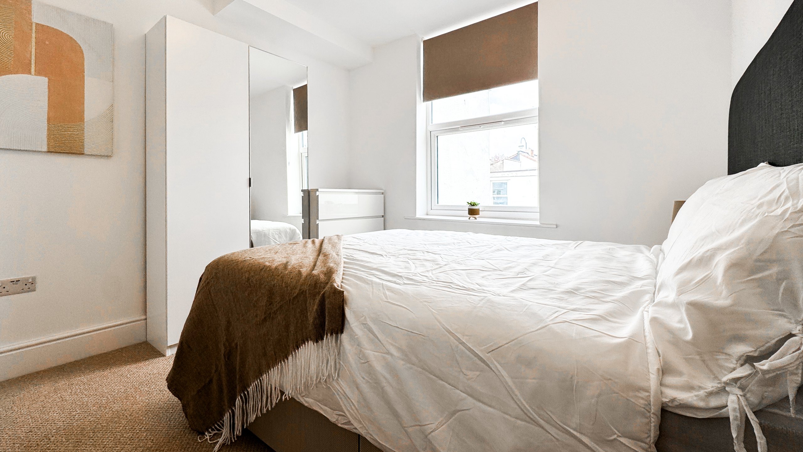 Double bed and wardrobe