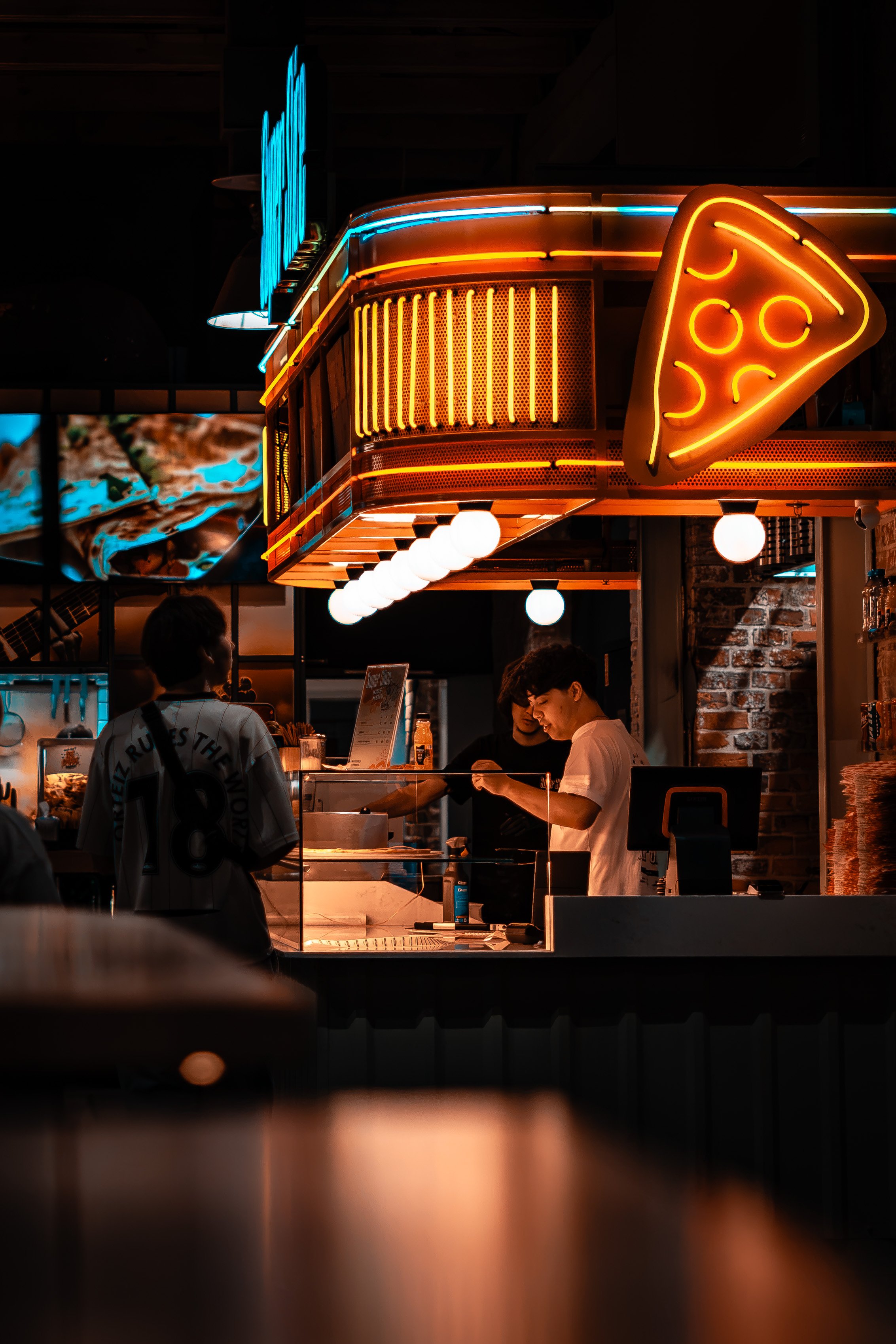 Pizza restaurant at night
